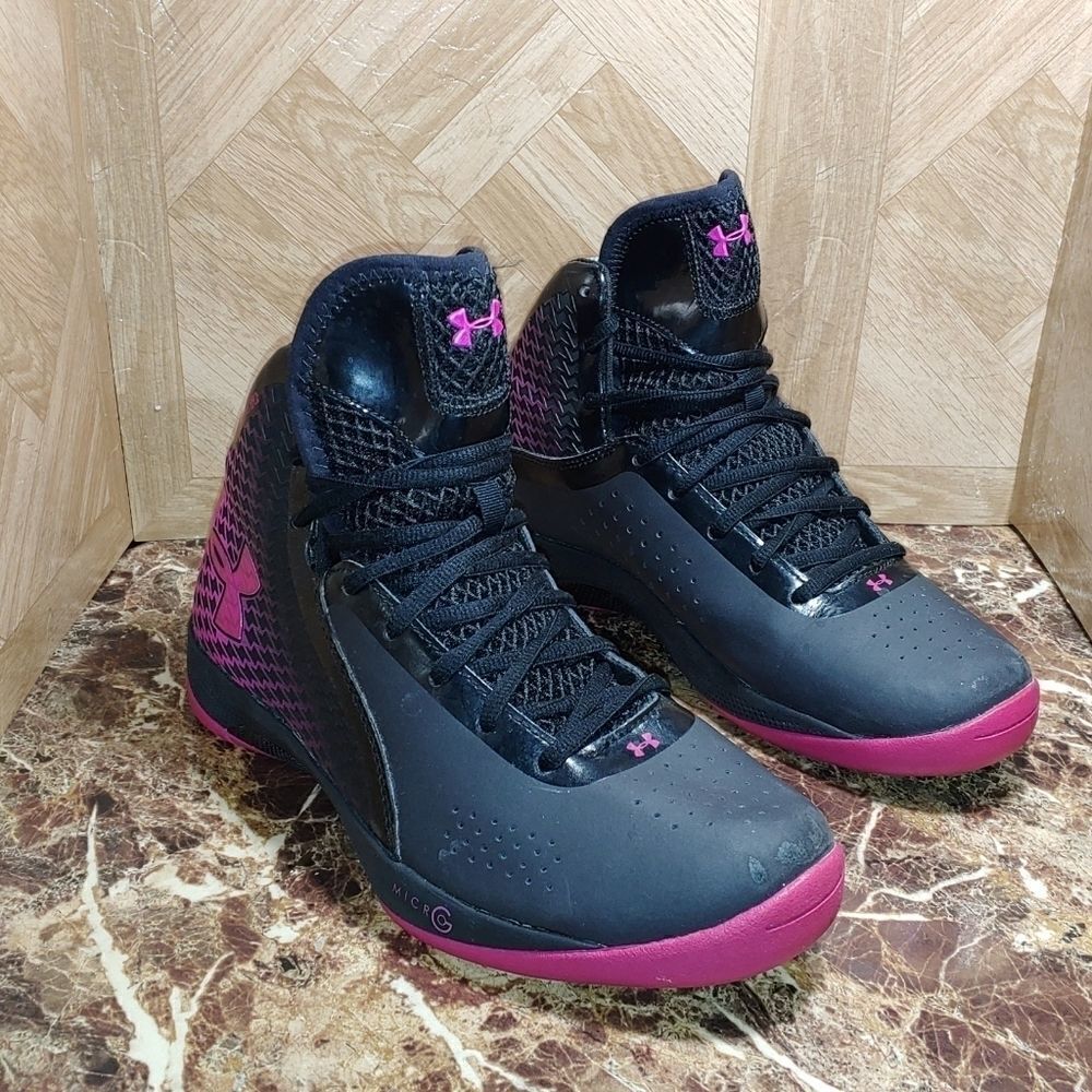 Under armour micro g black/tropical women size 8.5